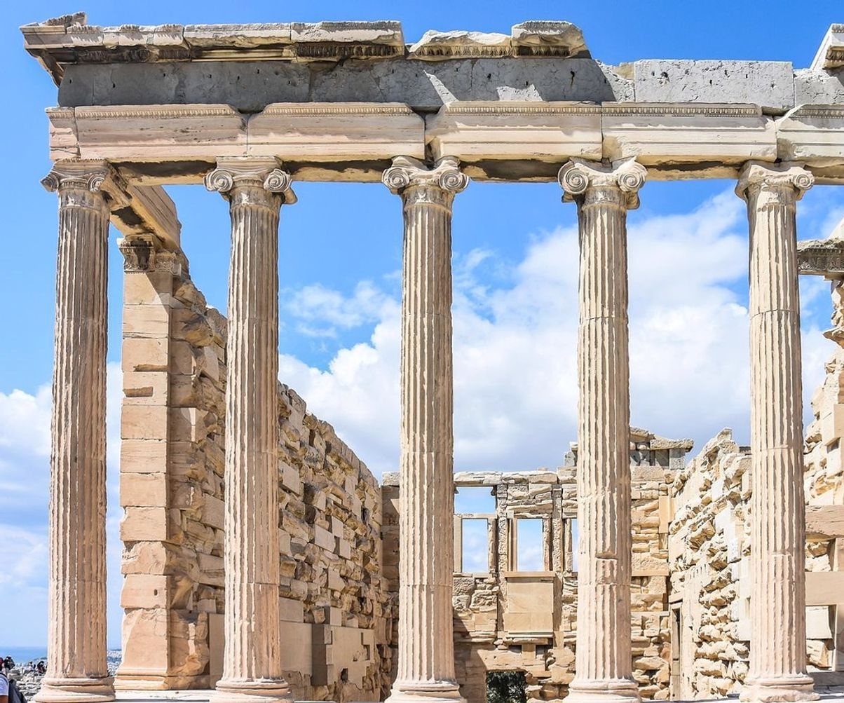 Atina'daki tarih arşivinden el yazısı dökümanlar